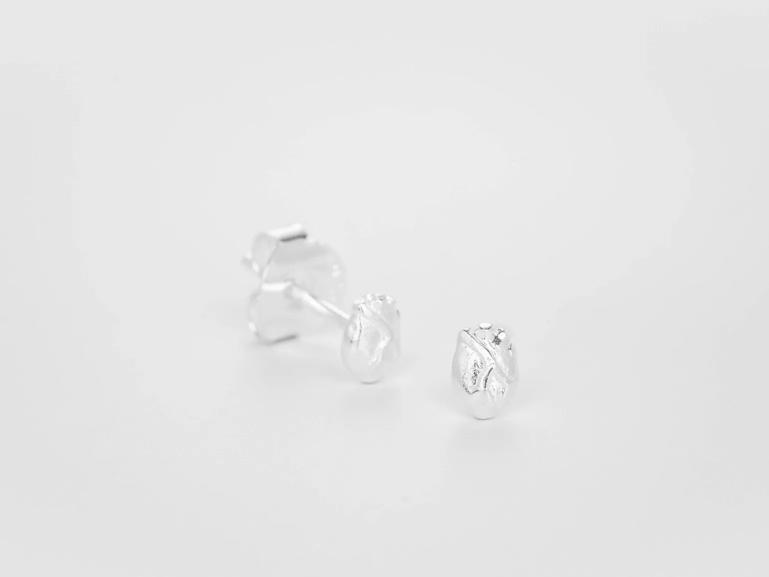 Cheap Anatomic Heart Miniature Studs Earrings