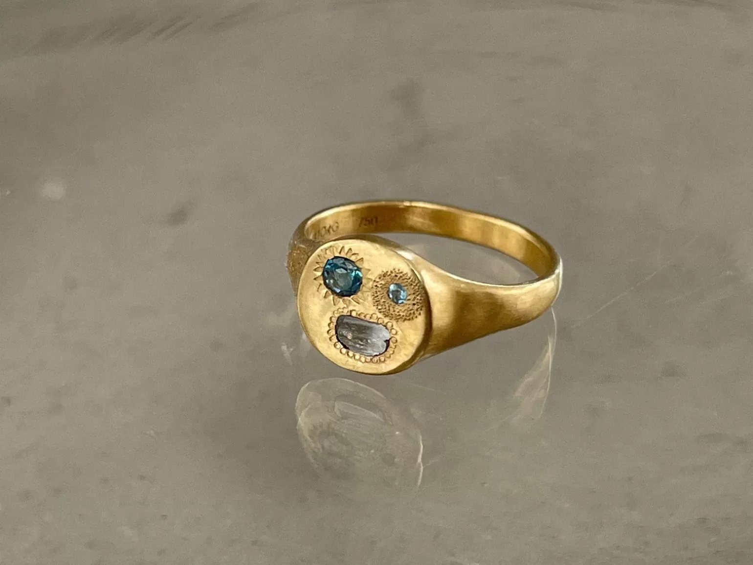 Hot Spirit Friend Ring (18K Gold) Rings