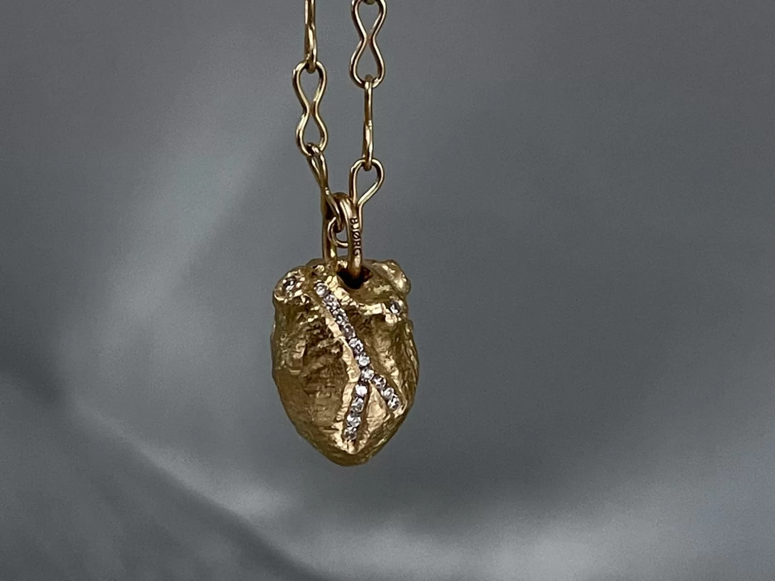 Store The Wild Heart (18K Gold) Necklaces